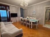 Сдаётся 4-комн. вторичка 125 м², м. Кара Караев, photo 1 from 8