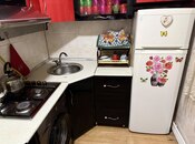 Satılır 2 otaqlı köhnə tikili 65 m², İnşaatçılar m., photo 7 from 8