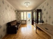 Satılır 3 otaqlı köhnə tikili 80 m², İnşaatçılar m., photo 2 from 8