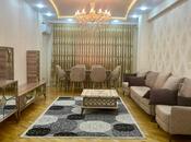 Сдаётся 3-комн. новостройка 139 м², м. Иншаатчылар, photo 1 from 8