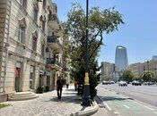 Satılır 3 otaqlı köhnə tikili 78 m², Şah İsmayıl Xətai m., photo 1 from 8
