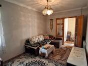 Satılır 2 otaqlı köhnə tikili 51 m², İnşaatçılar m., photo 2 from 8