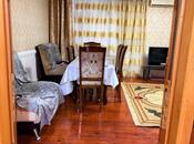 İcarəyə verilir 3 otaqlı köhnə tikili 110 m², photo 2 from 8