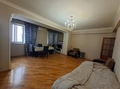 Продаётся 2-комн. вторичка 60 м², м. Элмляр Академиясы, photo 2 from 8