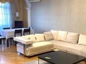 Сдаётся 3-комн. новостройка 150 м², м. Низами, photo 2 from 8