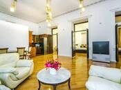Satılır 4 otaqlı köhnə tikili 130 m², Sahil m., photo 3 from 8