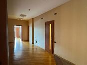 Satılır 4 otaqlı yeni tikili 230 m², 28 May m., photo 7 from 8