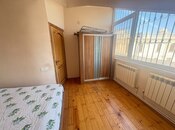 Продаётся 3-комн. вторичка 53 м², м. Ичеришехер, photo 2 from 8