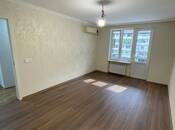 Satılır 3 otaqlı köhnə tikili 70 m², İnşaatçılar m., photo 6 from 8