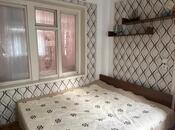 Satılır 3 otaqlı köhnə tikili 95 m², İnşaatçılar m., photo 2 from 7