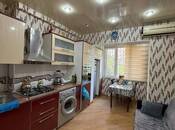 Продаётся 2-комн. вторичка 45 м², м. Иншаатчылар, photo 3 from 8