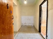 Satılır 2 otaqlı köhnə tikili 65 m², Qara Qarayev m., photo 7 from 8