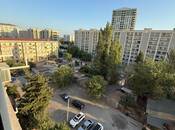 Продаётся 3-комн. вторичка 80 м², м. Ази Асланов, photo 3 from 8