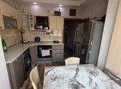 Продаётся 2-комн. вторичка 45 м², м. Иншаатчылар, photo 3 from 8