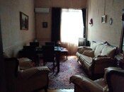 Satılır 3 otaqlı köhnə tikili 75 m², Elmlər Akademiyası m., photo 2 from 8