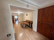 Satılır 2 otaqlı köhnə tikili 50 m², Elmlər Akademiyası m., photo 2 from 8