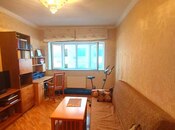 Satılır 4 otaqlı köhnə tikili 110 m², İnşaatçılar m., photo 1 from 8