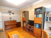 Satılır 4 otaqlı köhnə tikili 110 m², İnşaatçılar m., photo 2 from 8