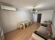 Satılır 2 otaqlı köhnə tikili 55 m², Xalqlar Dostluğu m., photo 1 from 8