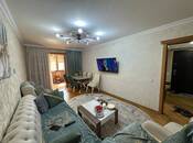 Продаётся 4-комн. вторичка 80 м², м. Нефтчиляр, photo 2 from 8