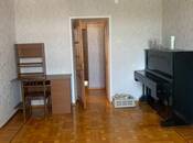 İcarəyə verilir 3 otaqlı köhnə tikili 57 m², Qara Qarayev m., photo 1 from 8