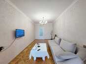 Satılır 2 otaqlı köhnə tikili 65 m², Yasamal q., photo 2 from 8