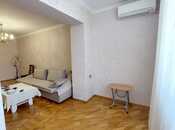Satılır 2 otaqlı köhnə tikili 65 m², Yasamal q., photo 6 from 8