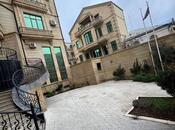 İcarəyə verilir 14 otaqlı həyət evi/bağ evi 900 m², Gənclik m., photo 1 from 8