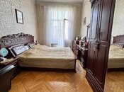 Satılır 2 otaqlı köhnə tikili 60 m², Nizami m., photo 3 from 7
