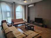 Сдаётся 3-комн. вторичка 100 м², м. Низами, photo 1 from 8