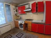 Сдаётся 2-комн. вторичка 40 м², м. Иншаатчылар, photo 1 from 6