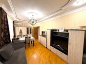 Satılır 2 otaqlı köhnə tikili 60 m², Qara Qarayev m., photo 2 from 8