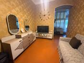Продаётся 2-комн. вторичка 60 м², м. 28 мая, photo 1 from 6
