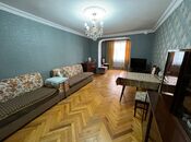 Продаётся 3-комн. вторичка 71 м², м. Элмляр Академиясы, photo 2 from 8