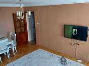 Satılır 2 otaqlı köhnə tikili 70 m², Qara Qarayev m., photo 4 from 6