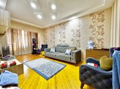 Satılır 3 otaqlı köhnə tikili 85 m², Koroğlu m., photo 1 from 8