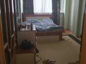 Satılır 3 otaqlı köhnə tikili 90 m², İnşaatçılar m., photo 4 from 8