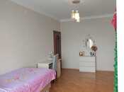 Satılır 4 otaqlı köhnə tikili 106 m², Nərimanov r., photo 3 from 8