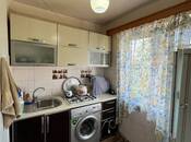Satılır 2 otaqlı köhnə tikili 55 m², Xalqlar Dostluğu m., photo 2 from 8