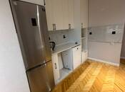 Продаётся 3-комн. вторичка 82 м², м. Иншаатчылар, photo 6 from 8