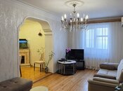 Satılır 3 otaqlı köhnə tikili 85 m², Azadlıq Prospekti m., photo 1 from 8