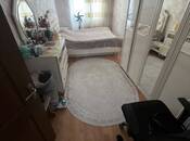 Satılır 2 otaqlı köhnə tikili 55 m², Gənclik m., photo 3 from 8