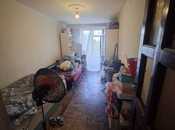 Satılır 2 otaqlı köhnə tikili 50 m², İnşaatçılar m., photo 4 from 8
