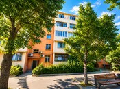 Продаётся 3-комн. вторичка 65 м², м. Кара Караев, photo 3 from 8