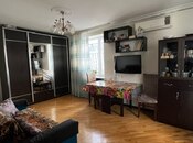 Satılır 2 otaqlı köhnə tikili 45 m², Yasamal r., photo 2 from 8