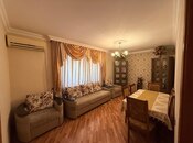 Satılır 2 otaqlı köhnə tikili 55 m², Əhmədli q., photo 1 from 8