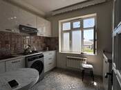 Продаётся 2-комн. вторичка 60 м², м. Элмляр Академиясы, photo 4 from 7