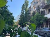 Продаётся 3-комн. вторичка 95 м², м. Элмляр Академиясы, photo 2 from 8