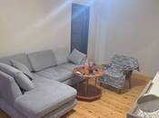 Сдаётся 2-комн. вторичка 55 м², м. Нефтчиляр, photo 1 from 5