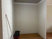 Satılır 2 otaqlı köhnə tikili 65 m², İnşaatçılar m., photo 6 from 8